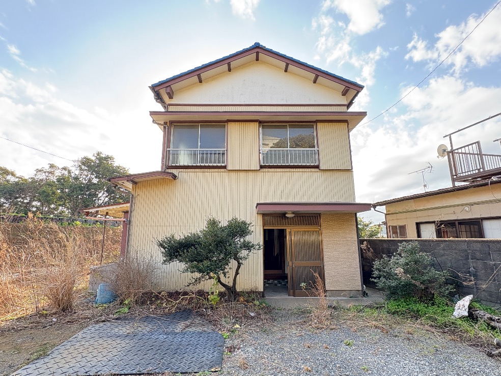 ～新着物件　銚子市南小川町　中古戸建　6ＤＫ　520万～